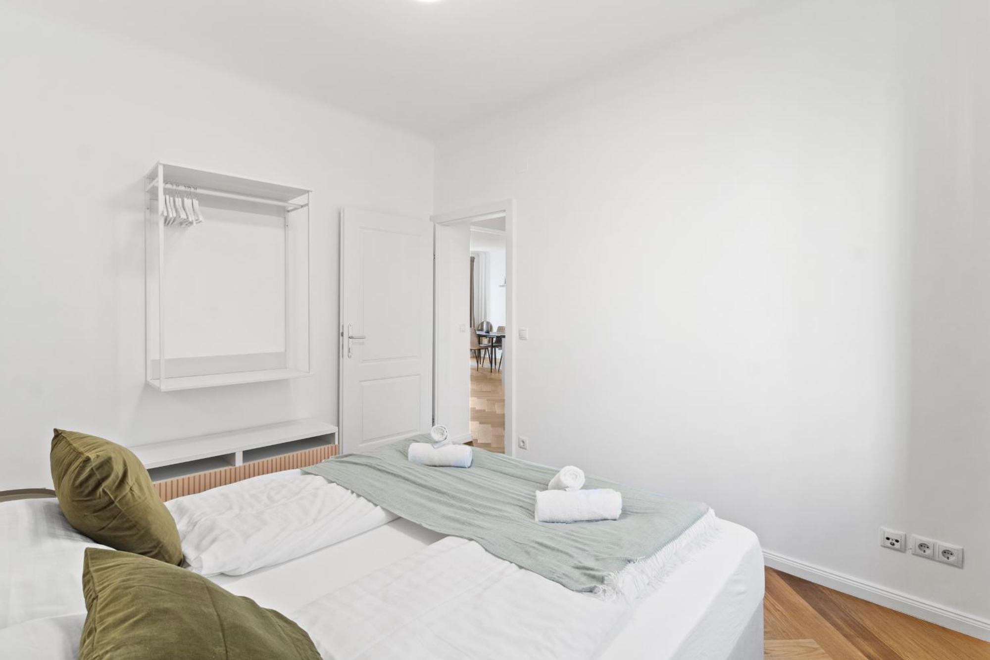 Feelhome-balkon-zentrum-6 Gaeste-wifi-smart Tv * Viena
